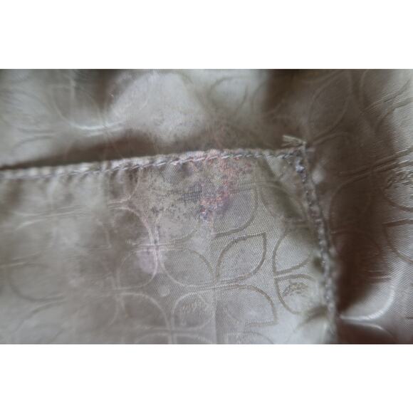 Fossil Green Leather Drawstring Backpack With Fossil Keychain - Picture 10 of 11